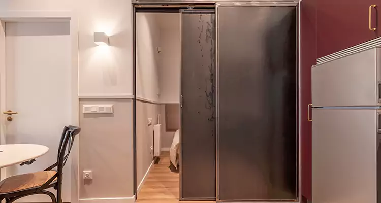 We Fix Closet Sliding Door in North Lauderdale, FL 