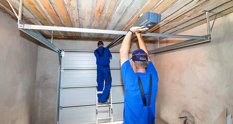 Garage Door Opener Technician in North Lauderdale, FL